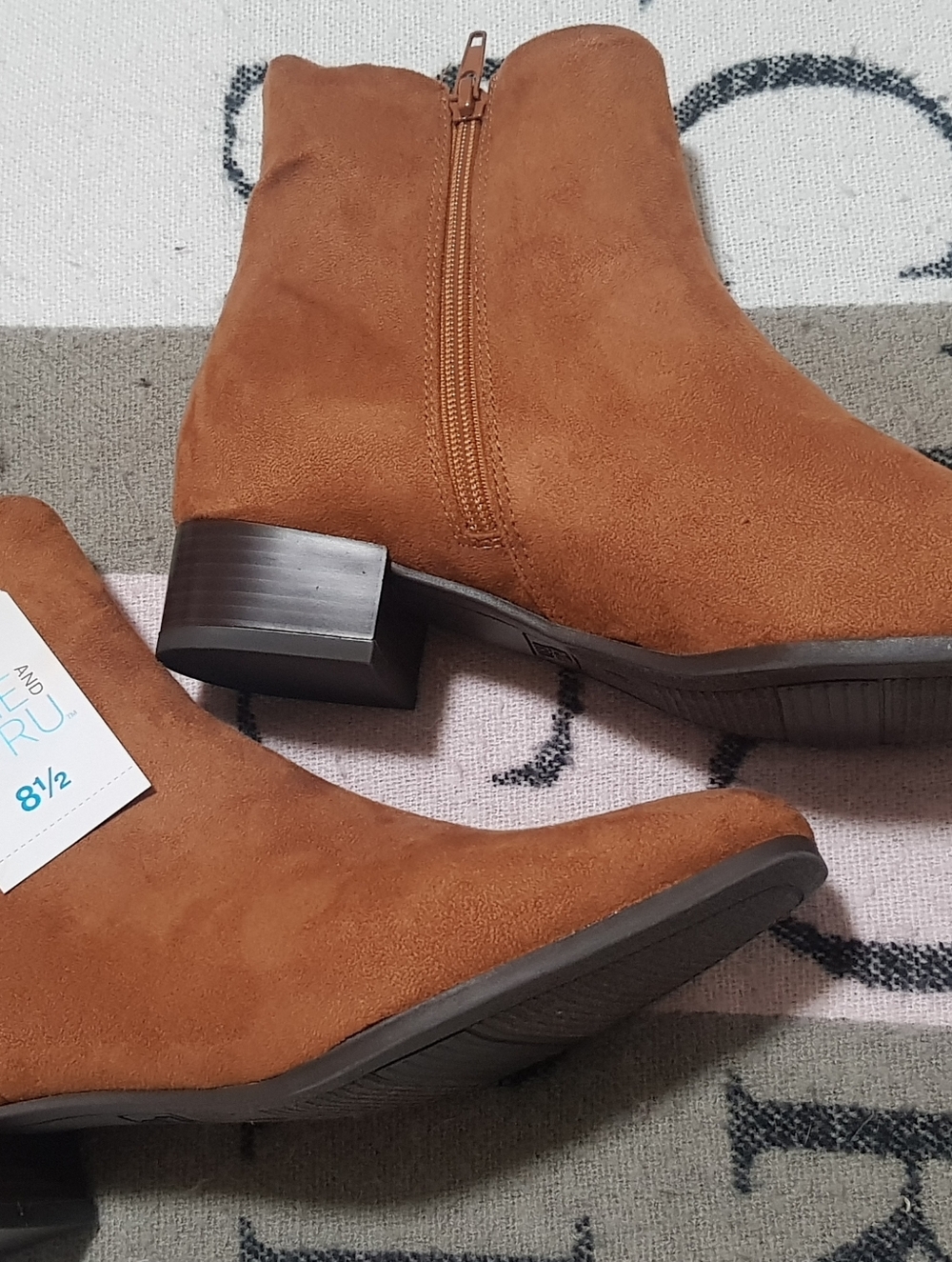 Women’s Suede Ankle Boots - Chestnut Brown